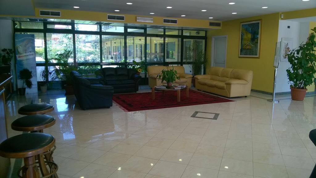 Hotel Laurence Rzym Zewnętrze zdjęcie
