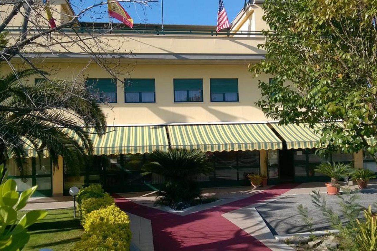 Hotel Laurence Rzym Zewnętrze zdjęcie